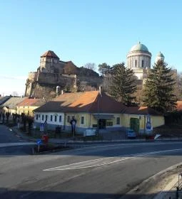Alabárdos Panzió és Apartmanház