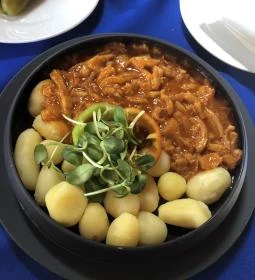 Fehér Fregatt Vendéglő