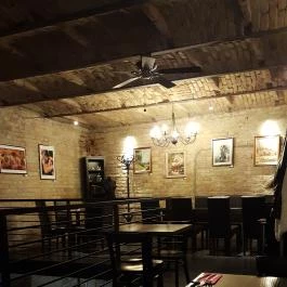 Pesti Mese Budapest - Belső