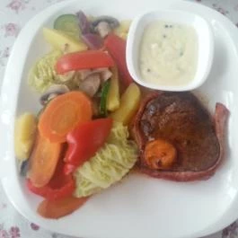 Óvárosi Kávéház & Étterem Mosonmagyaróvár - Étel/ital