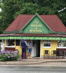 Ági Fagyizó & Rétesház
