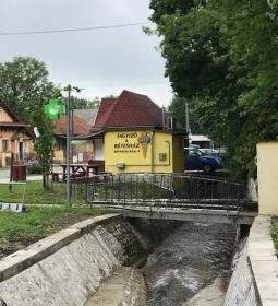 Ági Fagyizó & Rétesház