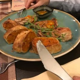 Capri Pizzéria & Fagylaltozó - Újpest Budapest - Étel/ital