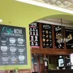 Délibáb Kávézó & Street Food Cegléd - Belső