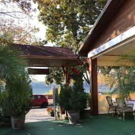 Halászkert Étterem Vác - Külső kép