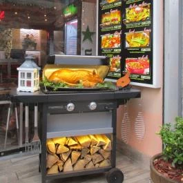 ICEBAR, Budapest - Külső kép