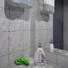 ICEBAR, Budapest - Mosdó