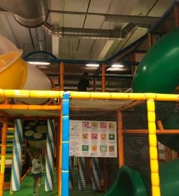 Kackac Játszóház - KöKi Terminál