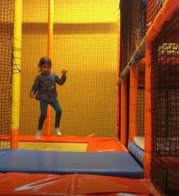 Kackac Játszóház - KöKi Terminál