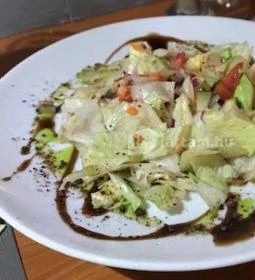 Lakomativ Étterem & Söröző