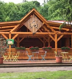 Lipicai Hotel & Étterem