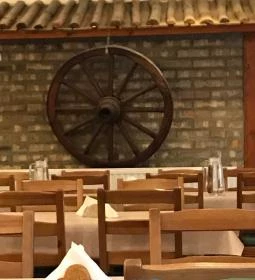 Lipicai Hotel & Étterem