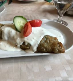 Lipicai Hotel & Étterem