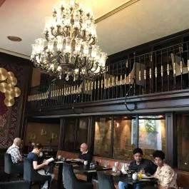 Rajkot Palace, Budapest - Belső