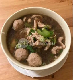 Rim Thanonh Thai Food