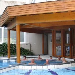 Ensana Thermal Hévíz, Hévíz - Medence/kert