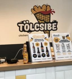 Tölcsibe