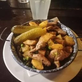 Muskátli Borozó (Hatlépcsős), Balatonfüred - Étel/ital