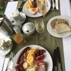 Mesés Shiraz Hotel Egerszalók - Vendéglátás