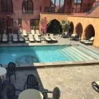 Mesés Shiraz Hotel Egerszalók - Medence/kert