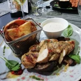 Csokonai Söröző & Étterem Debrecen - Étel/ital