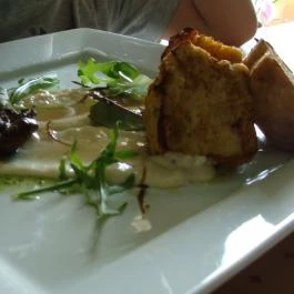 Sarokház Étterem , Ócsa - Étel/ital