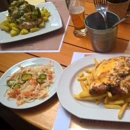 Komédiás Étterem Győr - Étel/ital