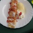 István Grill & Fagylaltkert Balatonmáriafürdő - Étel/ital