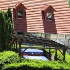 Wellness Park Panzió Gyenesdiás - Medence/kert