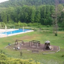 Erzsébet Park Hotel, Parádfürdő - Medence/kert