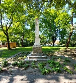 Az 1648. évi hősnők & 1848 emlékoszlopa