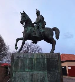 17. Bocskai huszárezred emlékműve