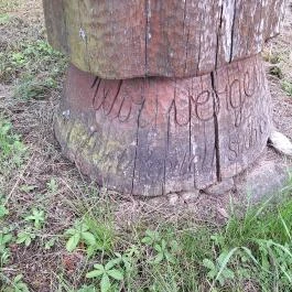 1947-1948-as ki- és betelepítések emlékszobra, Csehbánya - Egyéb