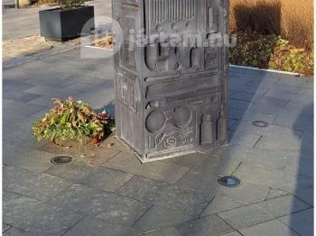 1956 emlékoszlopa Budapest