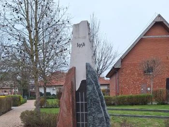 1956 Hősi emlékmű Dunavarsány