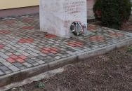 1956-os emlékmű Kondorfa