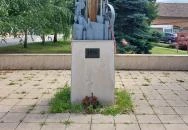 1956-os emlékmű Fót