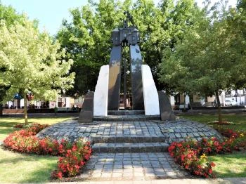 1956-os emlékmű Mezőkövesd