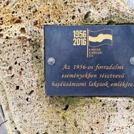 1956-os emlékmű Hajdúsámson - Egyéb