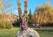 1956-os emlékmű Páty