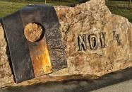 1956-os emlékmű Egyházashollós