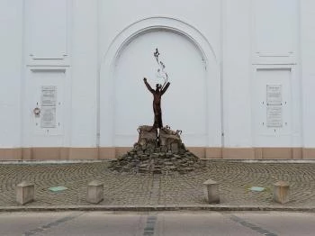 1956-os emlékmű Vác