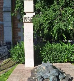 221. legjobb látnivaló: 1956-os emlékmű - Bakáts tér