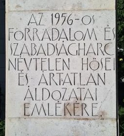 1956-os emlékmű - Bakáts tér