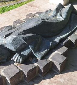 1956-os emlékmű - Bakáts tér