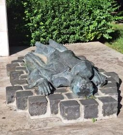 1956-os emlékmű - Bakáts tér