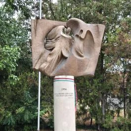 1956-os forradalom és szabadságharc emlékműve, Aba - Külső kép