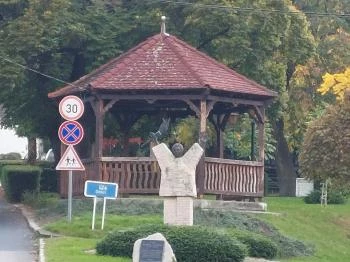 56-os emlékmű Törökbálint