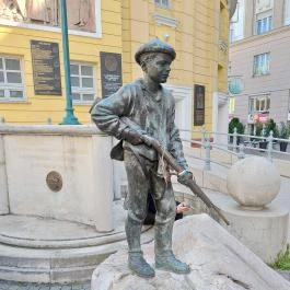 Az 56-os pesti srác emlékműve Budapest - Külső kép