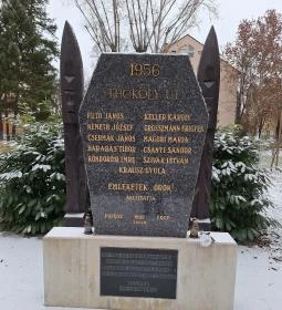 56-os Thököly úti mártírok emlékműve